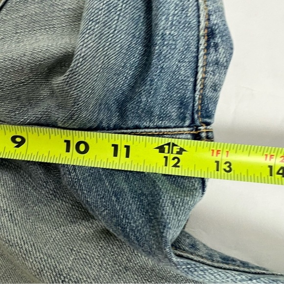 ABERCROMBIE & FITCH Women’s Blue Jean Sz 4 Distressed - Picture 11 of 12